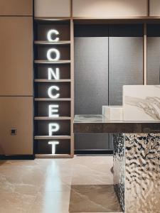 Vstupní hala nebo recepce v ubytování The Concept Hotel HCMC- District 1