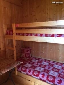 Postel nebo postele na pokoji v ubytování Les Marmottes 18 C