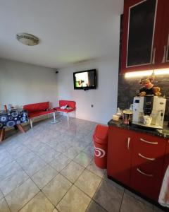 帕莫瑞Нашата къща "our house"的相册照片