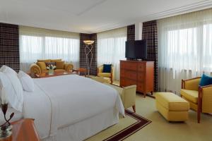 Televízia a/alebo spoločenská miestnosť v ubytovaní The Westin Zagreb