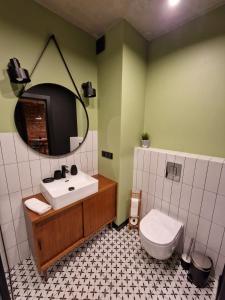 Kopalnica v nastanitvi Apartament LOFTykocin