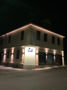 Budynek, w którym mieści się apartament