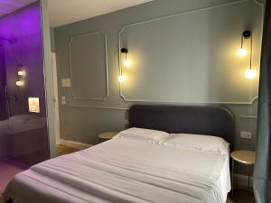 Krysos Luxury Rooms客房内的一张或多张床位