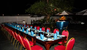 Restaurace v ubytování Marina Beach Passikudah + 37 fotografií