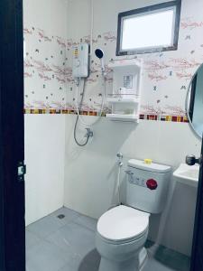 Koupelna v ubytování Stary Homestay 1