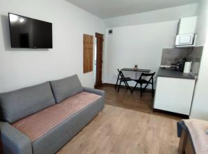 Kuchyň nebo kuchyňský kout v ubytování Kodaros Studio Parajd + 17 fotografií