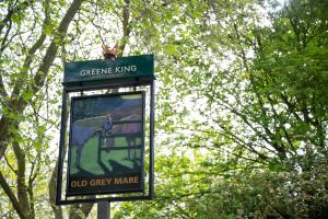 赫尔Old Grey Mare Inn by Greene King Inns的相册照片
