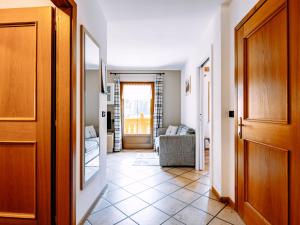 Postel nebo postele na pokoji v ubytování Apartment Carmen-3 by Interhome