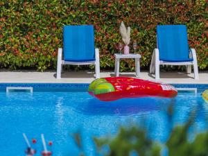 Bazén v ubytovaní Holiday Home Villa Anamaria by Interhome alebo v jeho blízkosti