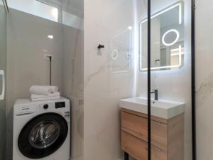 Koupelna v ubytování Apartment Mornar-3 by Interhome + 36 fotografií
