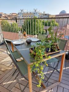 Balkón alebo terasa v ubytovaní Bail mobilité - Studio cosy avec terrasse et vue