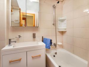 Kúpeľňa v ubytovaní Apartment Catalunya by Interhome