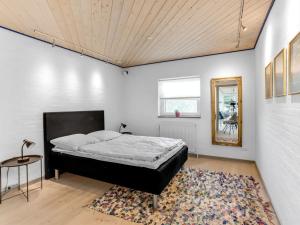 Voodi või voodid majutusasutuse Holiday Home Sjamme - 1-2km from the sea by Interhome toas