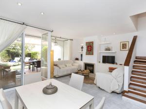 Posedenie v ubytovaní Holiday Home Reserva V by Interhome