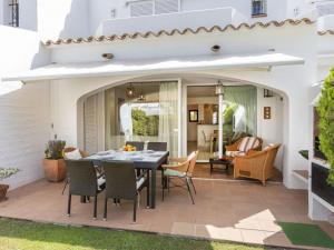 Posedenie v ubytovaní Holiday Home Reserva V by Interhome