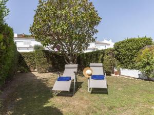 Vonkajšia záhrada v ubytovaní Holiday Home Reserva V by Interhome