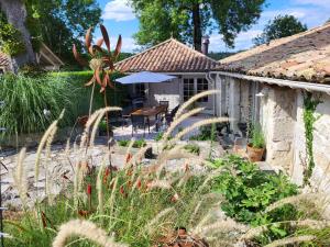 Zahrada ubytování Le Hameau Saint-Julien