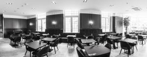 Een restaurant of ander eetgelegenheid bij Atlas Hotel