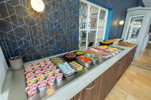 Eten bij of ergens in de buurt van het hotel

