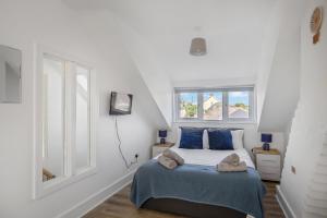 Легло или легла в стая в Great Location Free Parking Near Tamar Bridge