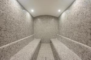 Foto da galeria de Ramada Encore by Wyndham Istanbul Sisli em Istambul