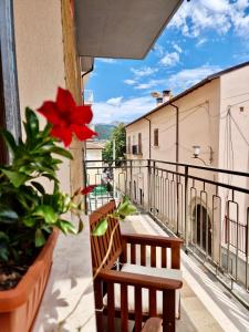 Balcone o terrazza di La Chiostrina by TraMonti Apartments