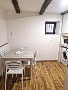 A kitchen or kitchenette at Il Gaza