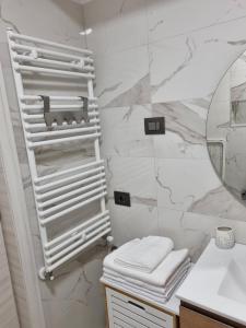 Et badeværelse på Studio 64 by ZORA Rezidetial