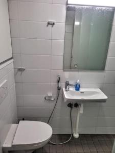 Koupelna v ubytování Your home away from home!
