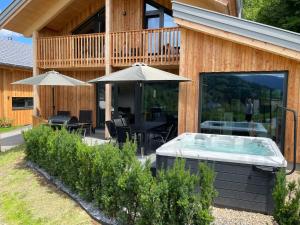 Vonkajšia záhrada v ubytovaní Hillside Chalet Kreischberg