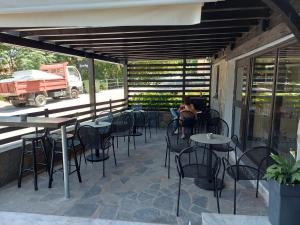 卡洛瓦斯公寓餐厅或其他用餐的地方
