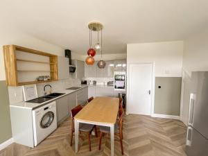 Kuchyň nebo kuchyňský kout v ubytování Garden Apartment Winchester