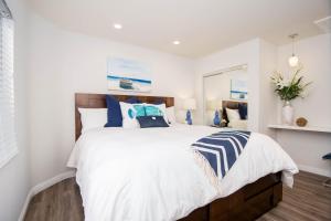 Ένα ή περισσότερα κρεβάτια σε δωμάτιο στο San Clemente - Hideaway Fourplex