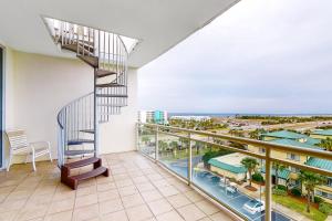 Un balcon sau o terasă la Destin West Resort - Gulfside PH03