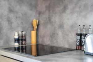 ครัวหรือมุมครัวของ Exceptionnel ! Appart luxueux à 8 min à pied du lagon