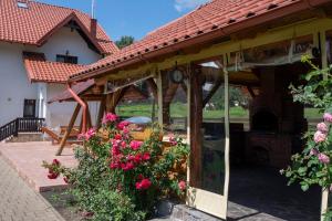 Photo de la galerie de l'établissement Pensiunea Andaluz, à Poiana Micului