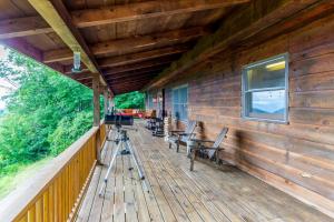 Balkon oz. terasa v nastanitvi Lazy Bear Lookout