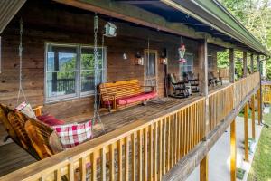 Balkon oz. terasa v nastanitvi Lazy Bear Lookout