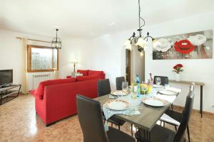 A seating area at Villa Maria Celia by Villa Plus