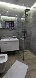 Ένα μπάνιο στο Hazmurat Hotel