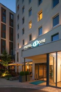Clădirea în care este situat/ăhotelul