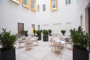 Posezení v ubytování Motel One Wien-Staatsoper