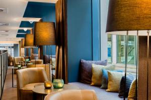 Гостиная зона в Motel One Manchester-Royal Exchange