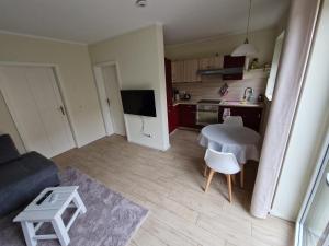 Kuchyň nebo kuchyňský kout v ubytování ruhige Einliegerwohnung+Terrasse