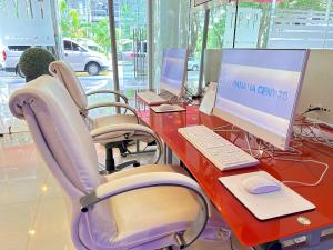 En TV eller et underholdningssystem på Tryp by Wyndham Panama Centro