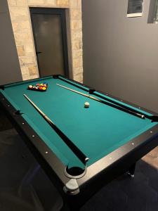 Biliár nebo kulečník v ubytování Villa Lady Stone