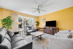 TV a/nebo společenská místnost v ubytování Turnberry Villas #8521
