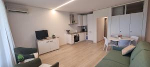 Kuchyň nebo kuchyňský kout v ubytování Bianca Apartment