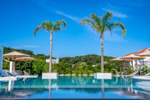 A piscina em ou perto de Apartments Stanaj