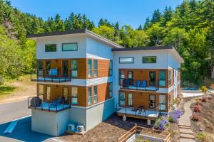 an aerial view of a house at Serenity at Deerhaven in Gold Beach